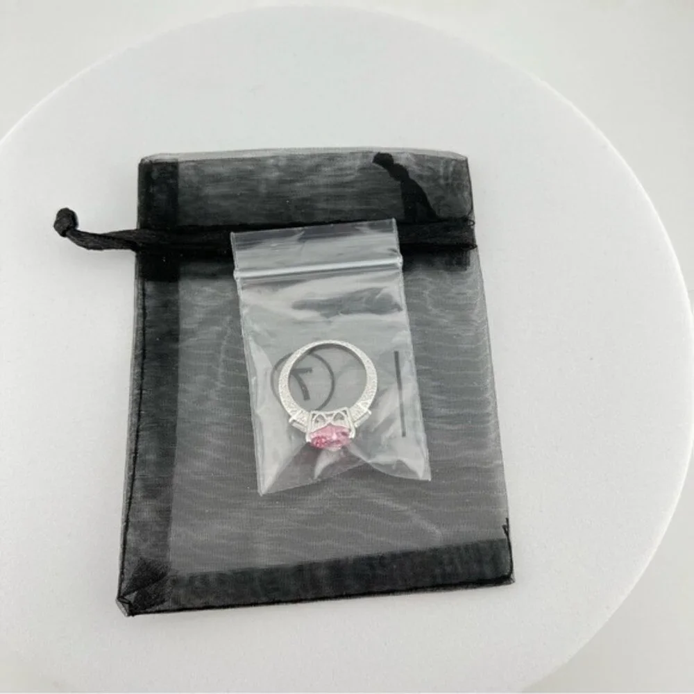 N/A pink zircon